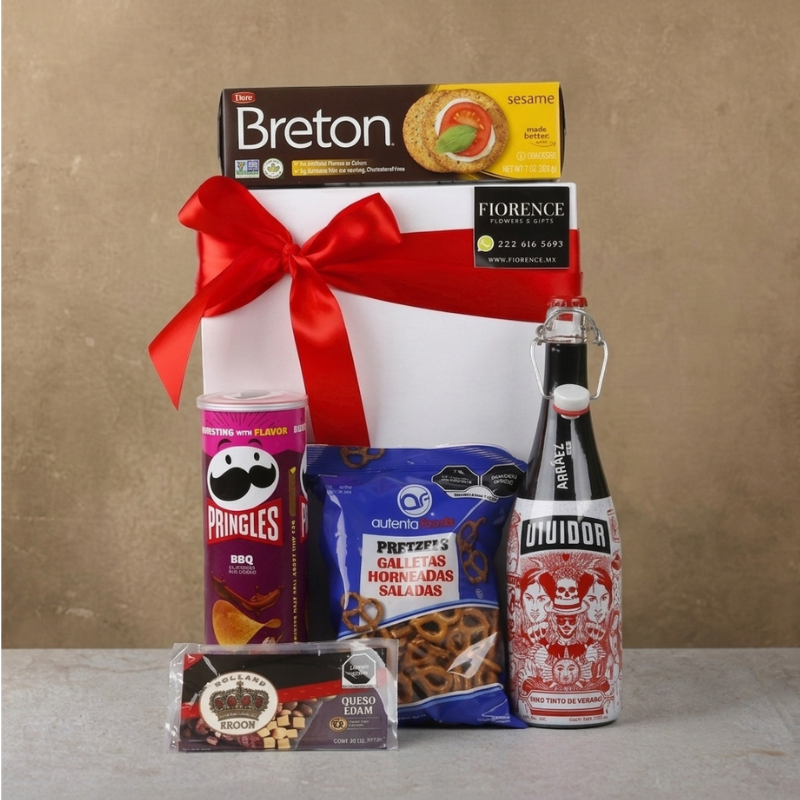 Gift box with "Tinto de Verano" and Snacks