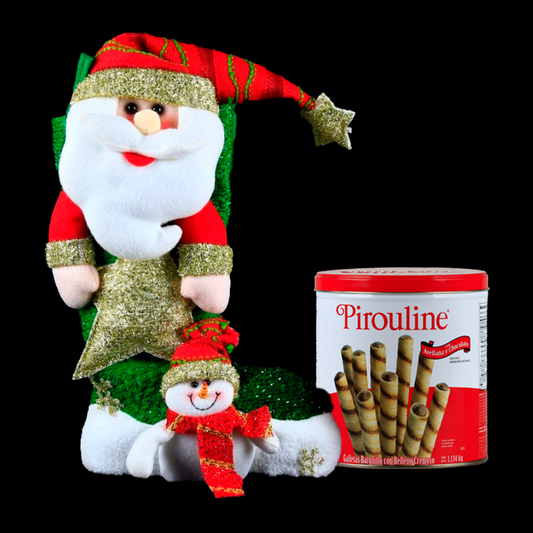 Beautiful Christmas Stocking with Santa Claus and Cream-Filled Cookies - Giftbaskets México