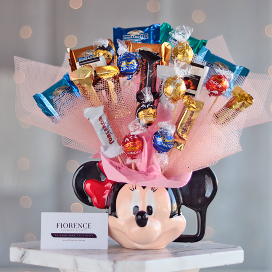 Candy Bouquet in Disney Characters Ceramic Mugs - Giftbaskets México