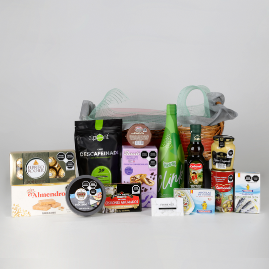 Deluxe Christmas Gourmet Basket