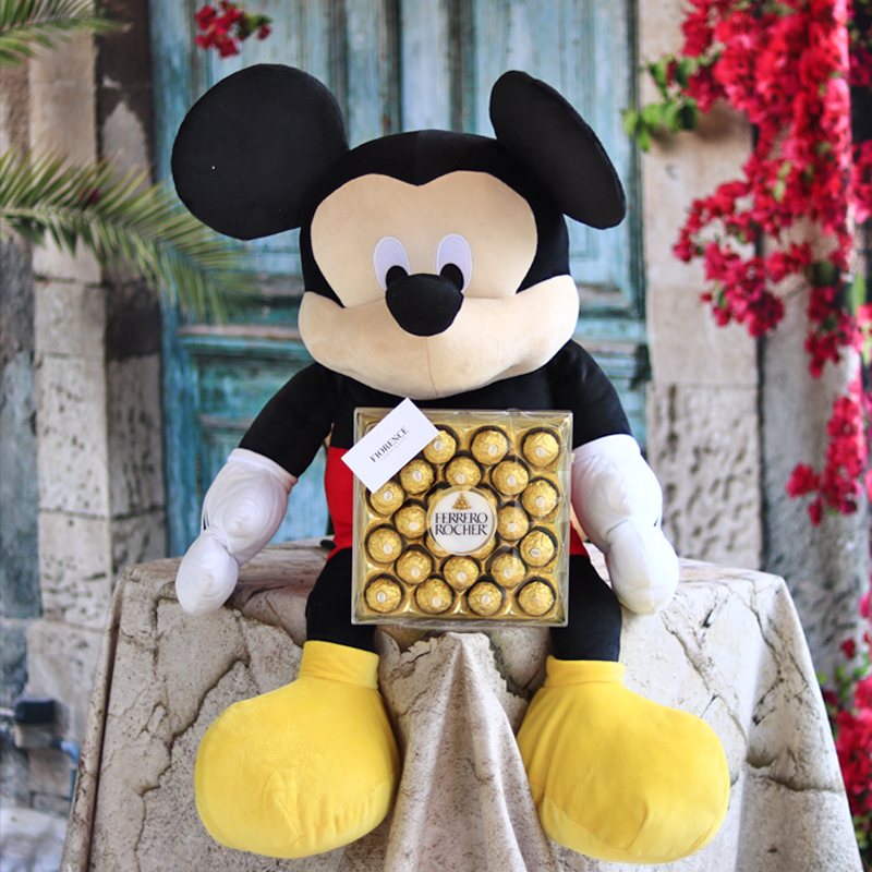 Mickey Mouse Plushie with Chocolates - Giftbaskets México