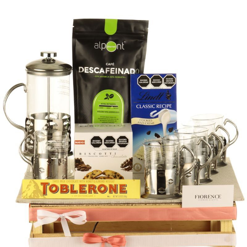 Original French Press Coffee Maker with Cups and Gourmet Products - Giftbaskets México