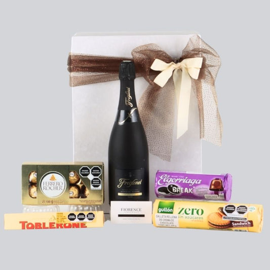 Gift Box with Freixenet Sparkling White Wine, Chocolates and Cookies