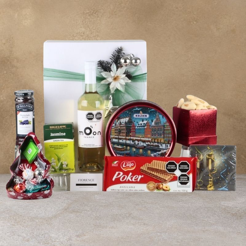 Special Christmas Gourmet Gift with Moon France Wine and Delicacies