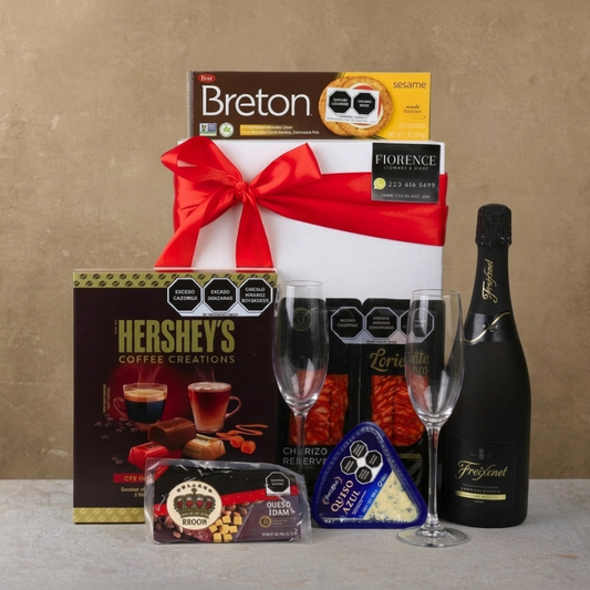 Gift Box with Freixenet Sparkling White Wine and More