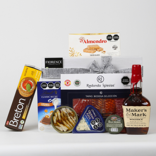 Gourmet Gift with Whisky, Bread and More