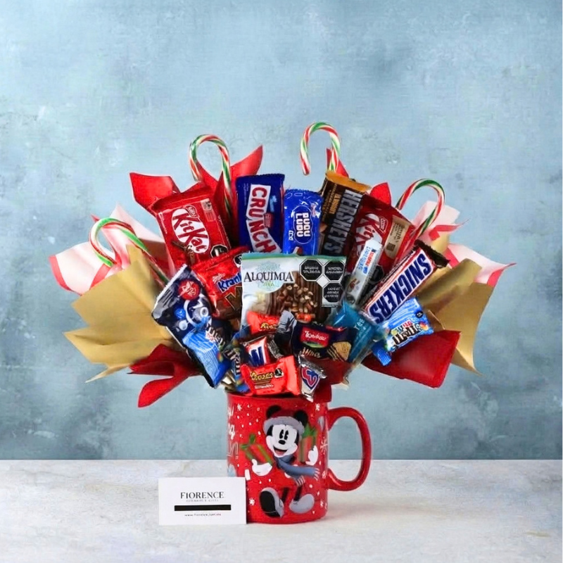 Mickey Mouse Christmas Mug with 15-Piece Candy Bouquet-1