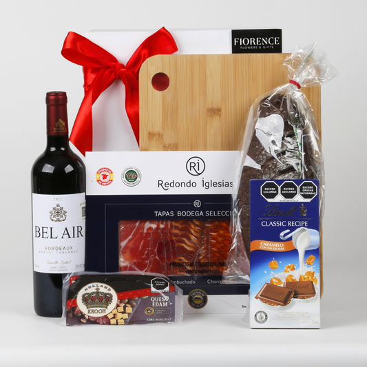 Gift with Spanish Red Wine and Gourmet Products