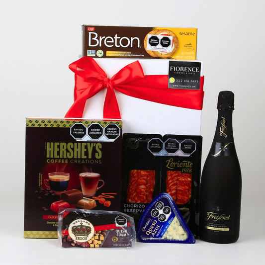 Gift Box with Freixenet Sparkling White Wine and More