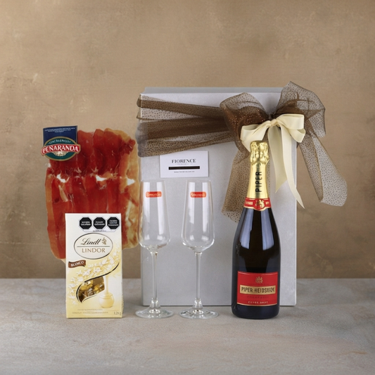 "Champagne & Serrano" Luxury Gift Box: Piper Herdsieck & Premium Pairing