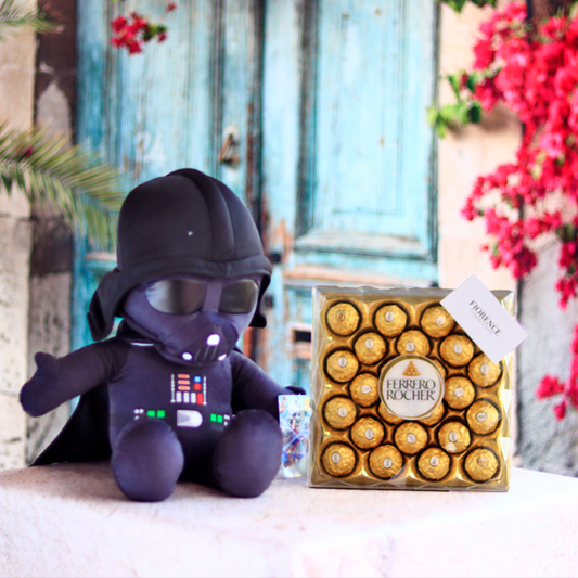 Darth Vader with chocolates - Giftbaskets México