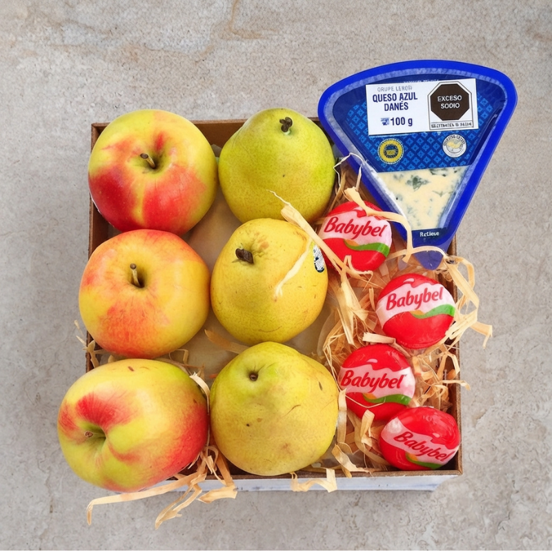 Special Gift with Fruit and Cheese