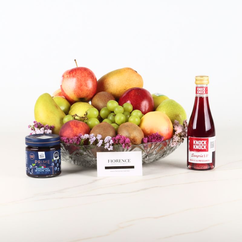 Gourmet Salad Bowl & Sangria-1