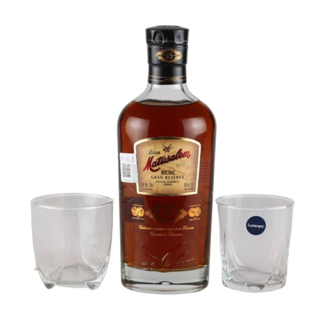 Special Matusalem Rum, Cheese, Crackers and More - Giftbaskets México