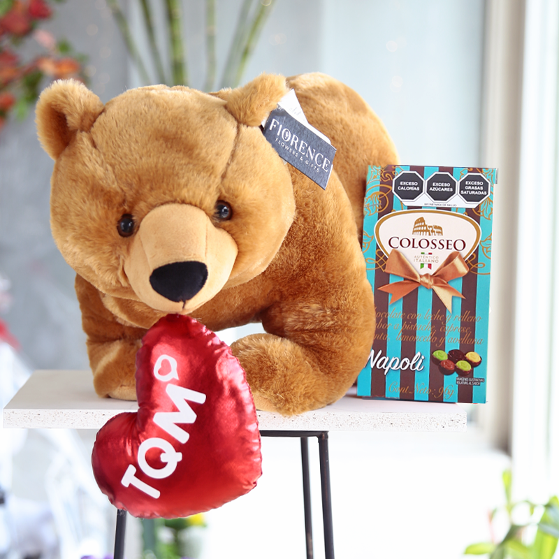 Teddy Bear with Chocolates and heart shaped cushion - Giftbaskets México